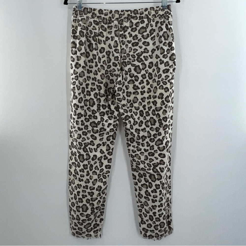 Monrow Leopard Fray Patch Pockets Pull on Pant in Dust size Small Revolve - Picture 5 of 10